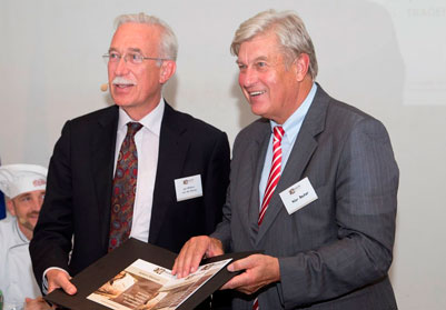 Jan Willem van der Kamp (Project Coordinator)  presents the HealthBread ‘Baker Manual’ to Mr. Peter Becker (President of the German Association of Artisan Bakeries)