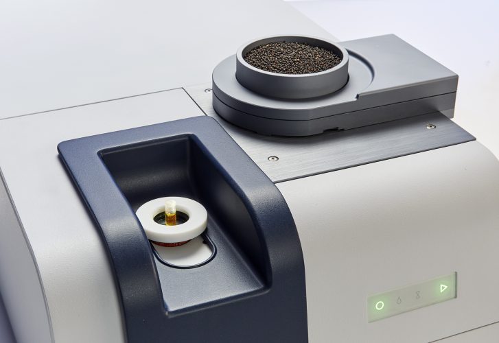 Figure 1: Bruker Optics’ Multi Purpose Analyzer MPA II for the analysis of oils and oilseeds with just one analyser.