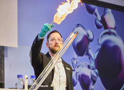 Visit the world´s leading show for the lab industry: analytica USA