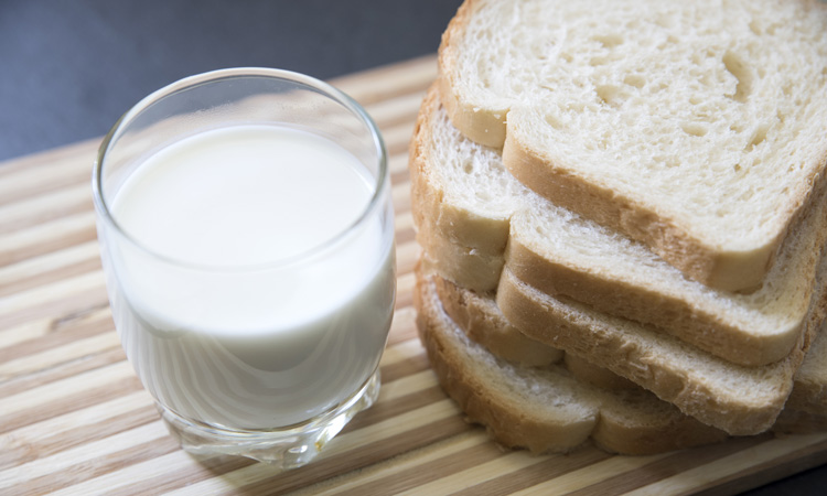 Food scientists upcycle bread waste into probiotic drink