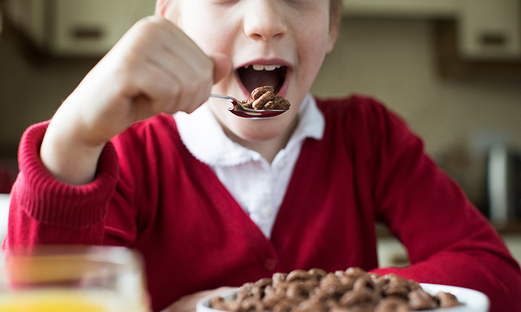 nestle is reducing the amount of packaging on its cereal brands in the UK