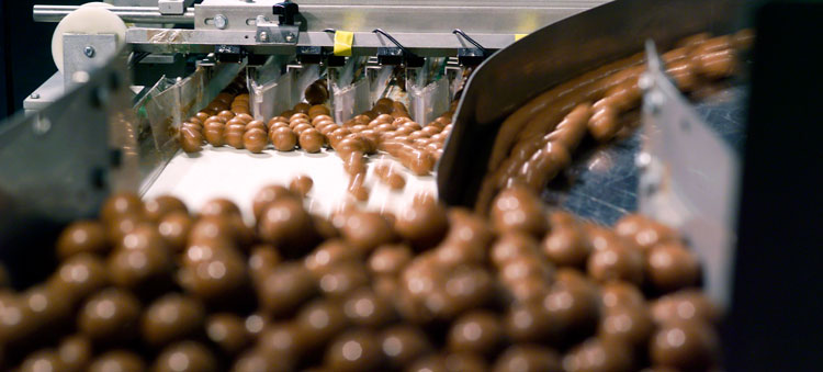 Lindt Lindor chocolates on production line