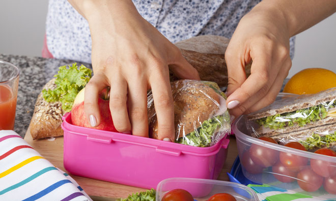 lunchboxes-fruit-health-nutrition