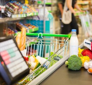 paying in supermarket