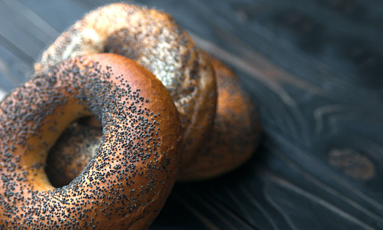 poppy seed bagel