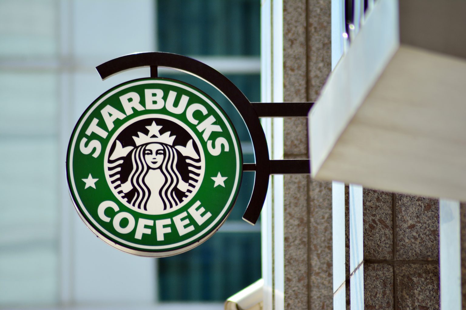 Starbucks partners with DoorDash
