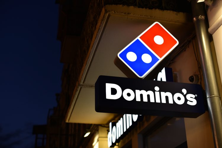 dominos