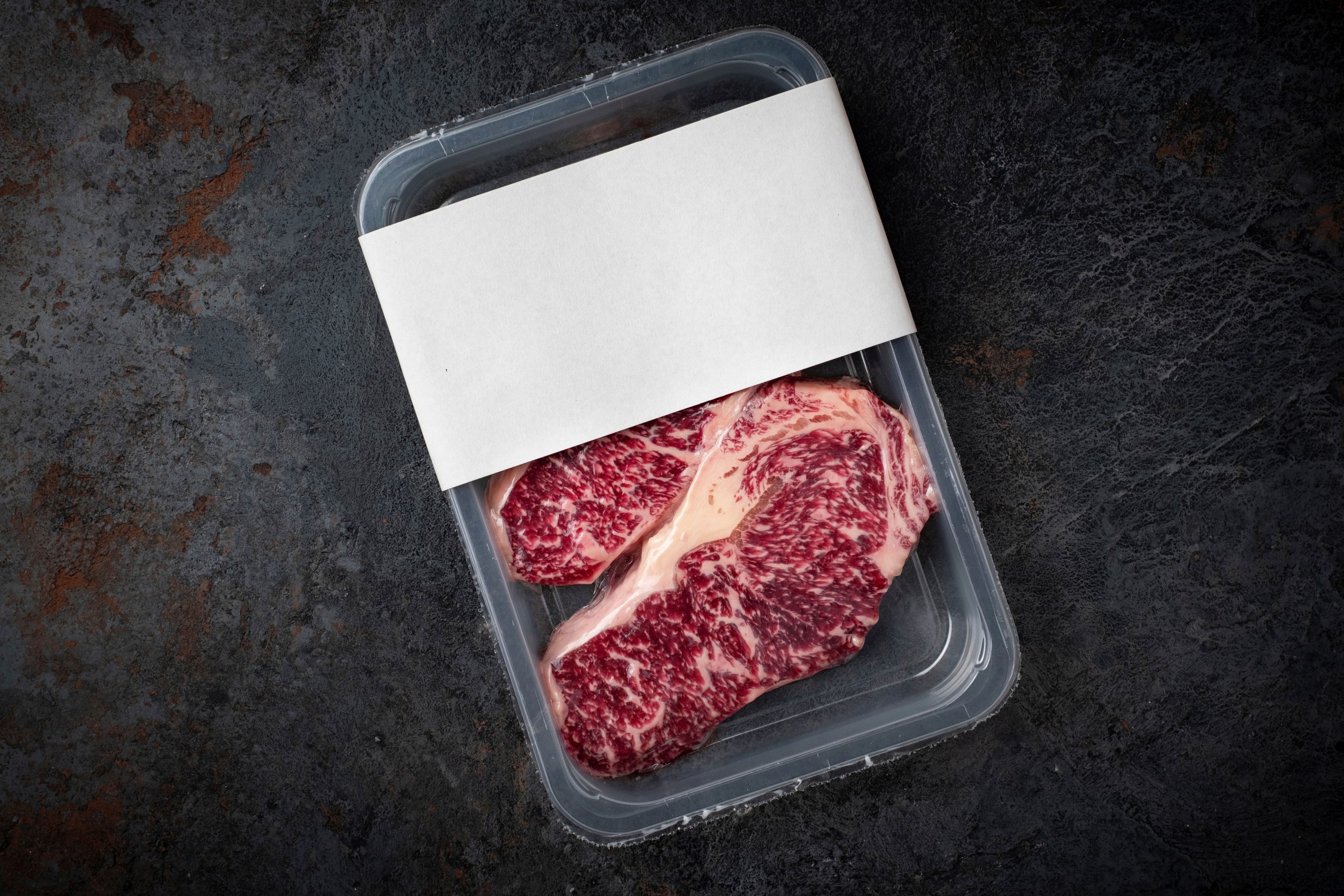 Steak in vacuum packaging