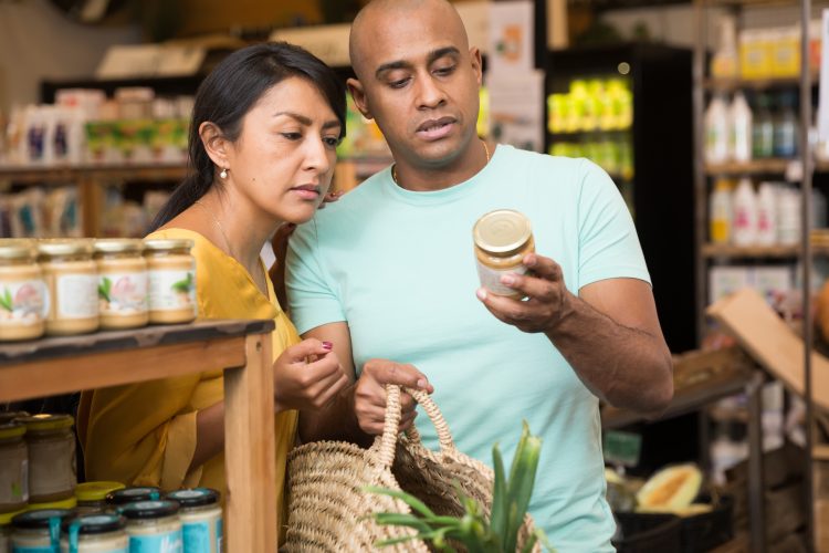 couple looking at label