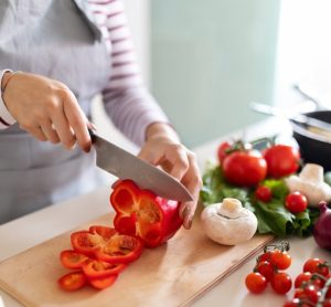 Government funds six projects to tackle UK food insecurity and improve healthy access