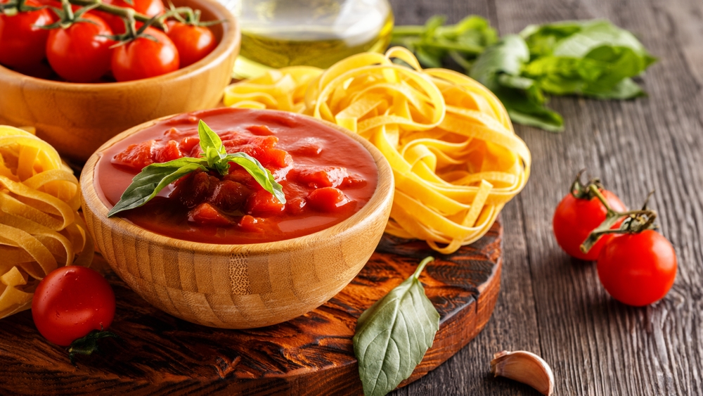Three tomato sauces recalled in US after botulism risk identified