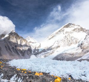 khumbu glacier