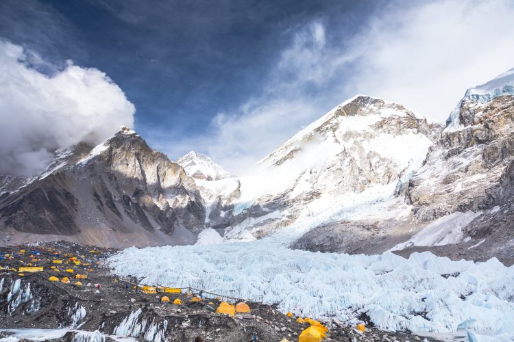 khumbu glacier