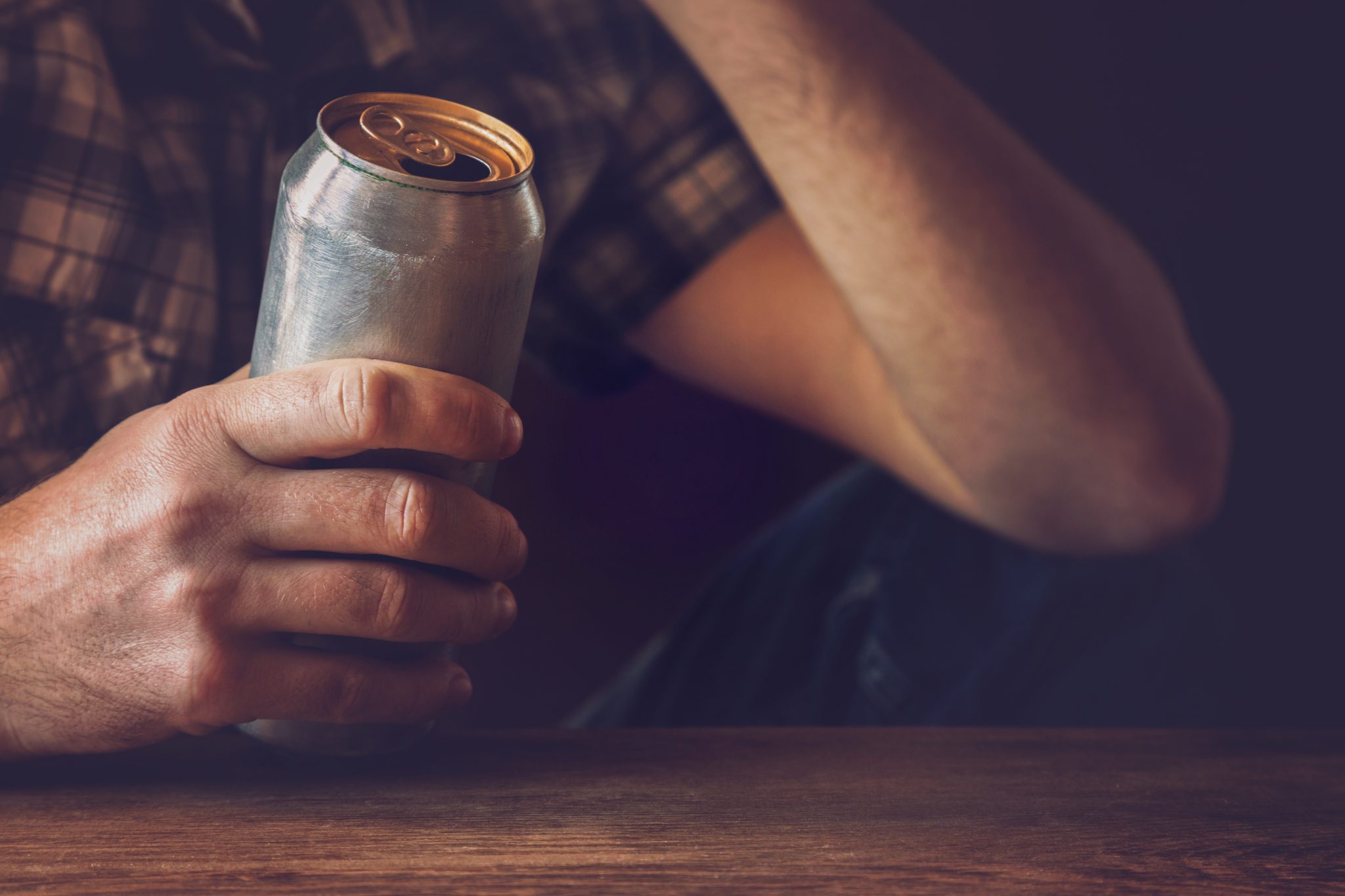 Binge drinking increases among older US men - New Food Magazine