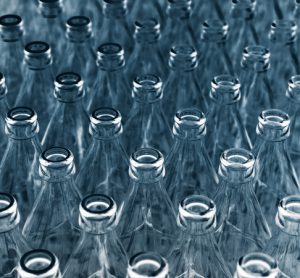 European bottled water industry joins glass reduction initiative
